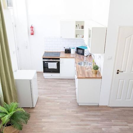 N28 Studio Next To Andrassy Boulevard. Budapest Kültér fotó