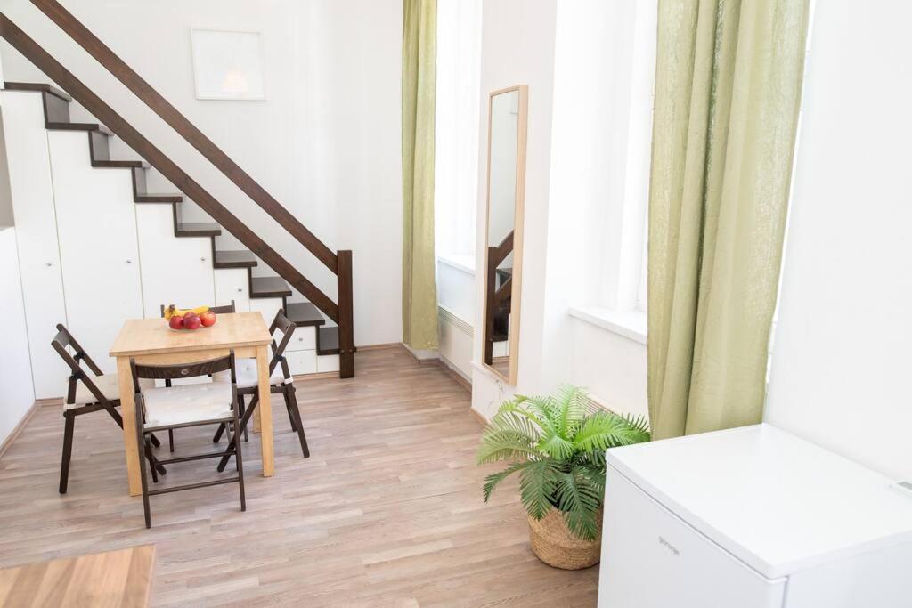 N28 Studio Next To Andrassy Boulevard. Budapest Kültér fotó